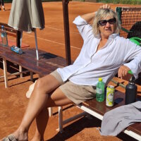 Tennislehrer